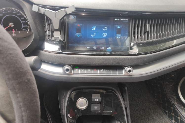 Used Haval H2s 2017 Red-Label 1.5T Manual Elite Model