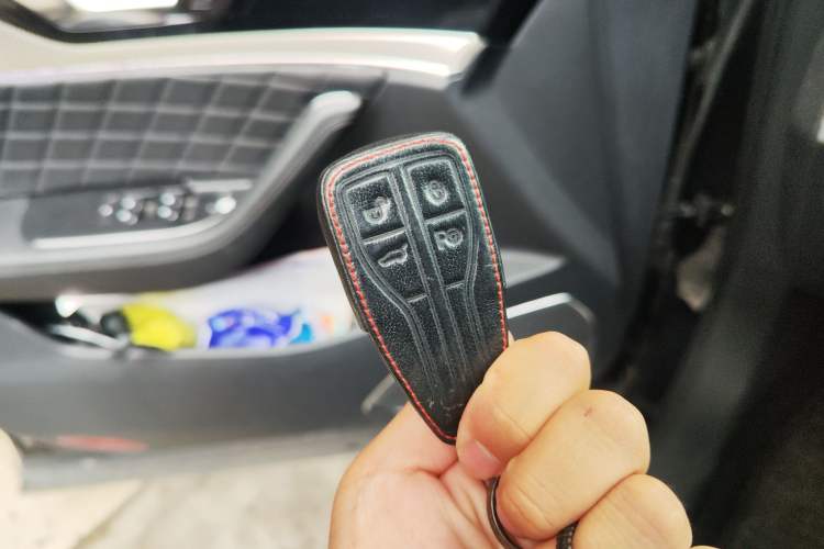 Used Hongqi HS5 2019 2.0T Smart Connect Flagship All-Wheel-Drive Version
