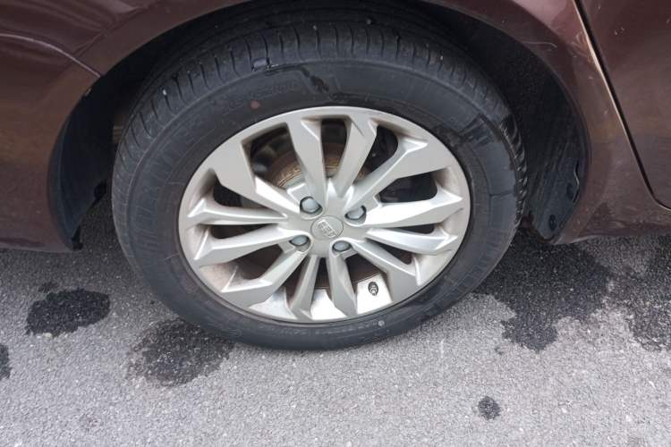 Used Geely Auto Vision 2016 1.5L Manual Happiness Edition