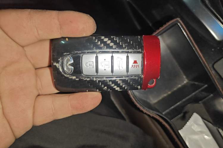 Used Infiniti QX70 2013 3.7L Standard Edition
