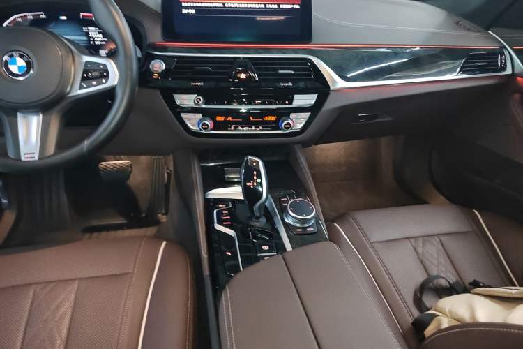 Used BMW 5 Series 2021 525Li M Sport Package Gear Lever