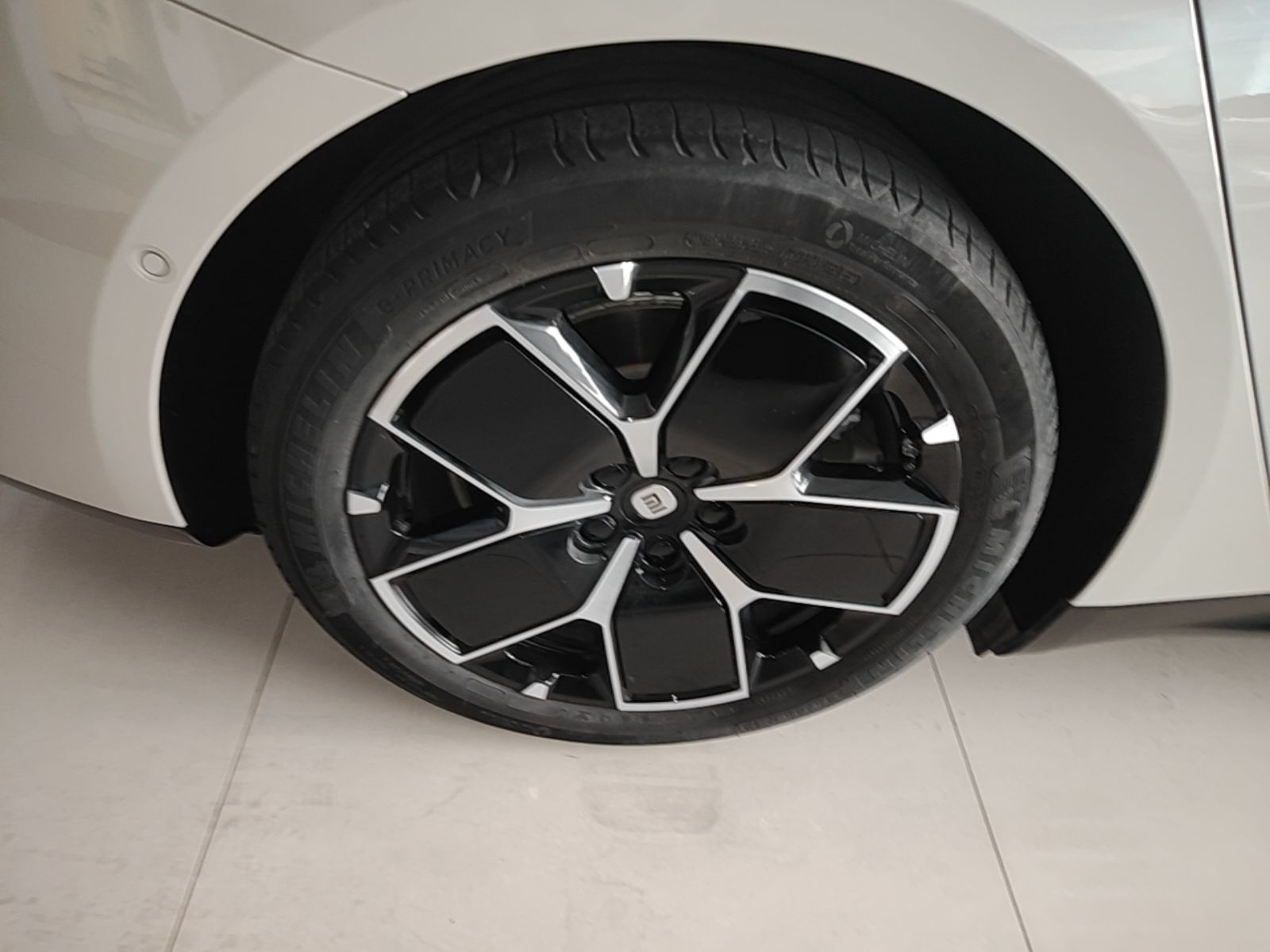 Xiaomi Auto SU7 2024 Rear-Drive Long-Range Intelligent Driving Version — снимка 11