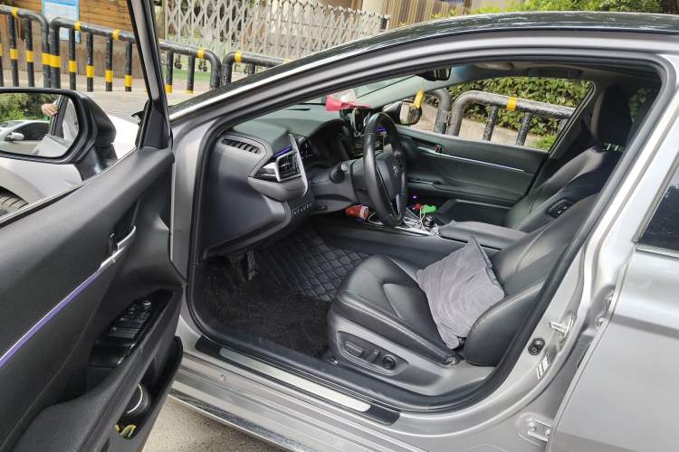 Used Toyota Camry 2023 2.5G Luxury Edition