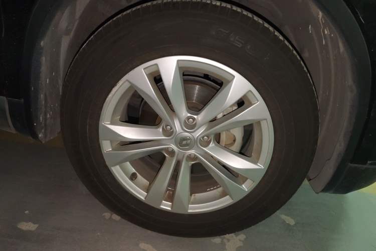 Used Renault Koleos 2017 2.0L Two-Wheel-Drive Leading Edition
