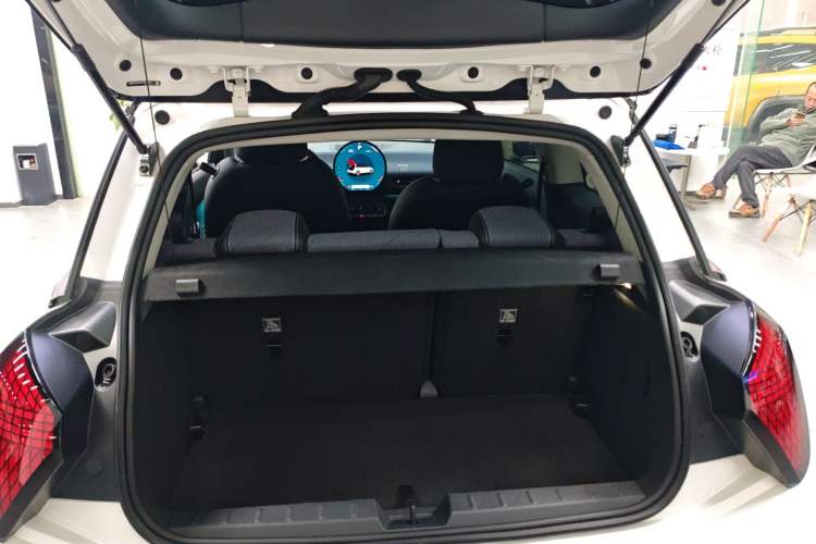 Used MINI Electric MINI COOPER 2024 456km COOPER E Classic Edition
