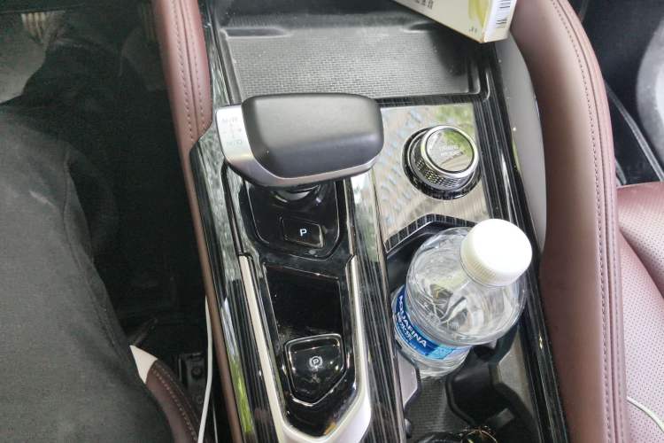 Used Geely Auto Monjaro L 2021 2.0TD DCT EVO Two-Wheel Drive Smart Luxury Version
