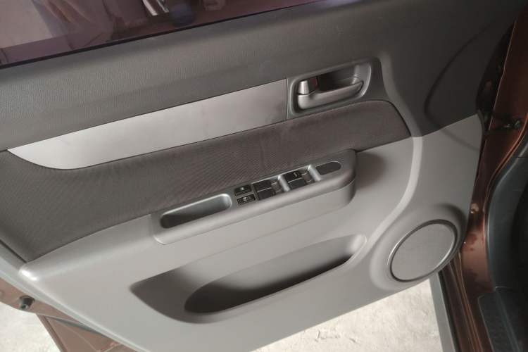 Used Suzuki Swift 2014 1.5L Automatic Fashion Edition