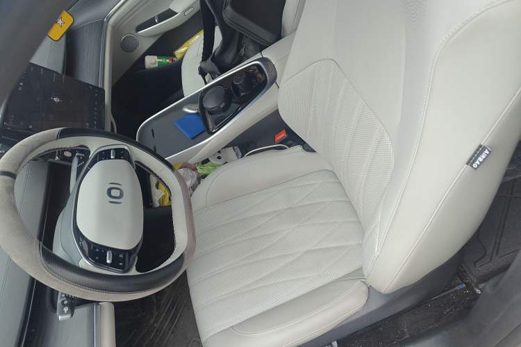 Used CHANGAN NEVO A07 2025 All-Electric "True Fragrance" Edition 710-Mile Long-Range Version Left Front Seat