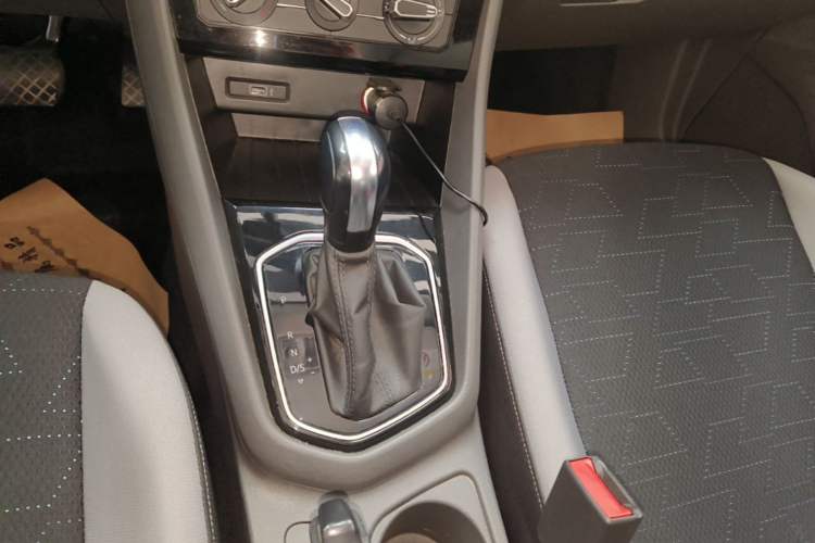 Used Jetta VS5 2020 280TSI Automatic "Thirty and Standing Tall" Edition
