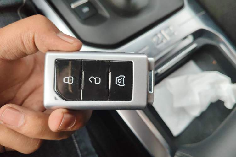 Used 212 T01 2024 2.0T Mechanic