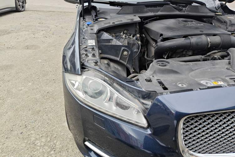 Used Jaguar XJ 2014 XJL 2.0T Two-Wheel-Drive Elegant Business Edition
