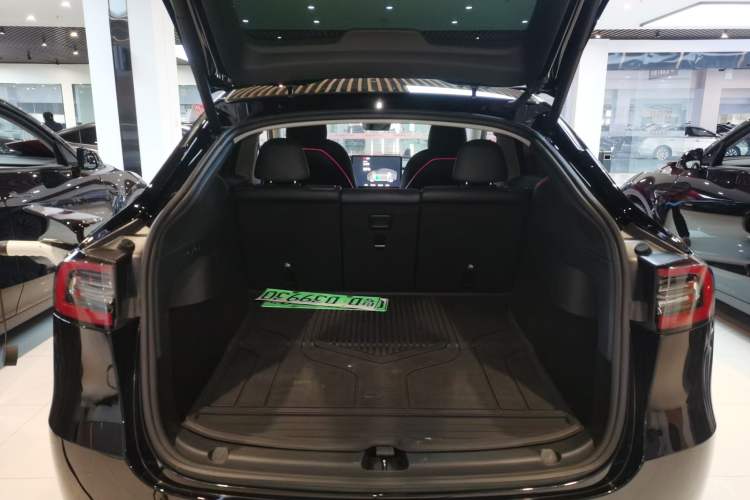 Used Tesla Model Y 2022 Rear-Wheel-Drive Version