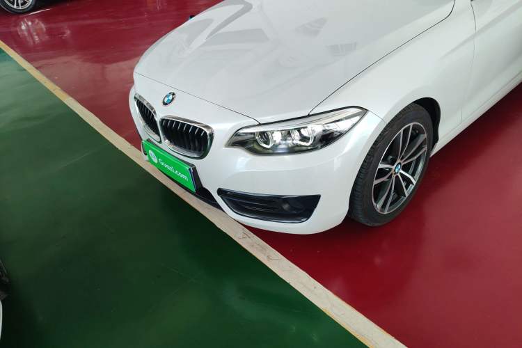 Used BMW 2 Series 2018 220i Convertible Coupe Sports Design Package
