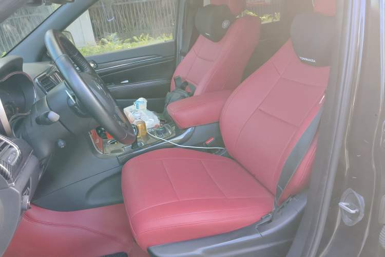 Used Jeep Grand Cherokee 2012 3.6L Flagship Navigation Edition