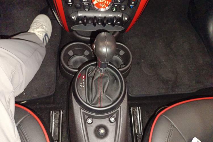 Used MINI JCM COUNTRYMAN 2013 1.6T JOHN COOPER WORKS ALL4
