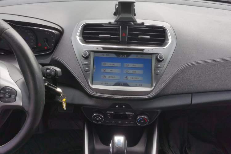 Used Ford Escort 2015 1.5L Automatic Fashion Model
