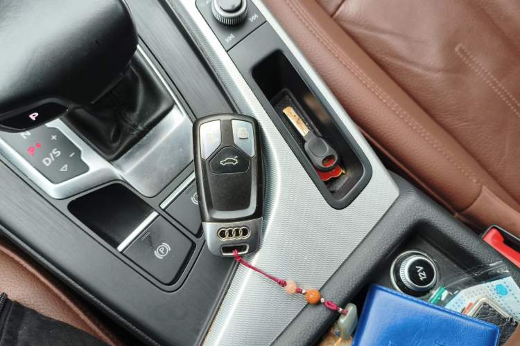 Used Audi A4 2017 45 TFSI allroad quattro Fashion Edition Vehicle Key