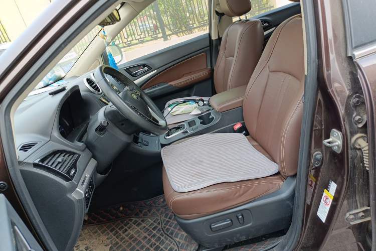 Used BYD S7 2015 2.0T Upgraded Automatic Luxury Version Left Front Seat