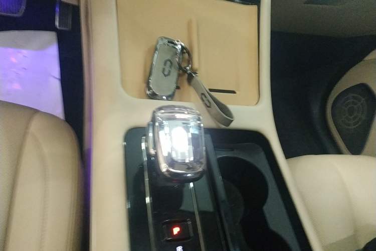 Used Hima AITO M7 2022 1.5T Four-Wheel Drive Luxury Edition
