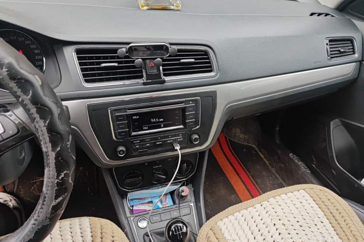 Used Volkswagen Lavida 2017 1.6L Manual Comfort Edition