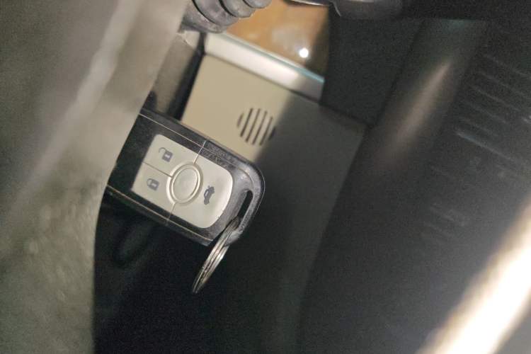 Used Buick Excelle 2015 1.5L Automatic Classic Model
