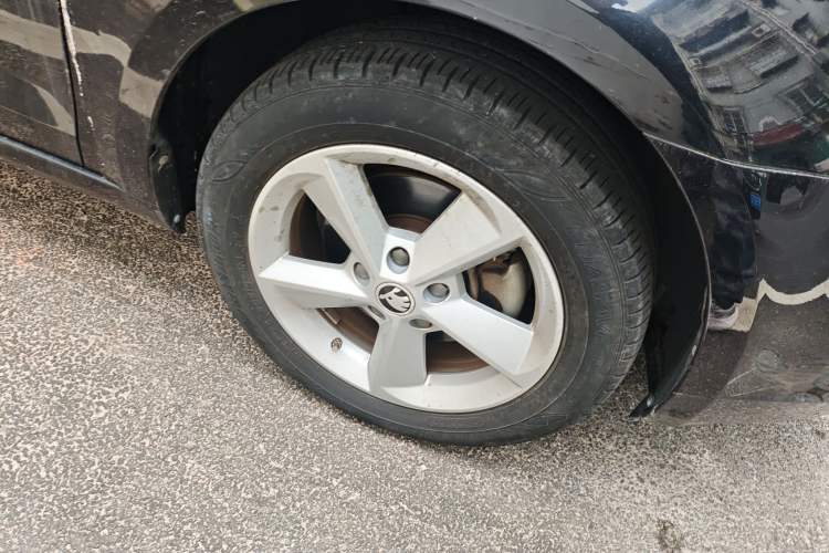 Used Skoda Octavia 2015 1.6L Automatic Yijun Edition
