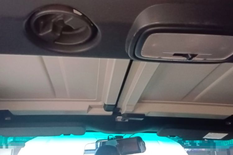 Used BAIC Off-Road BJ40 2016 40L 2.3T Automatic All-Wheel Drive Premium Edition Headliner