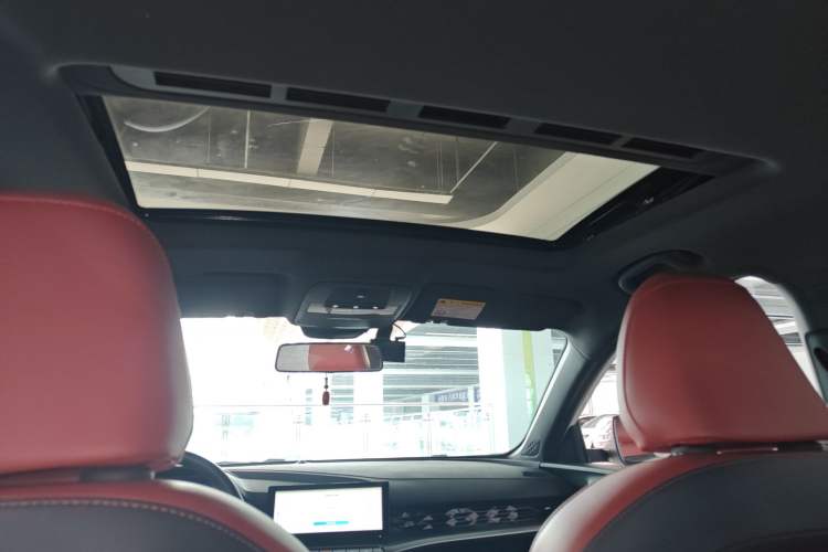 Used MG 5 2021 180 DVVT CVT Youth Luxury Edition
