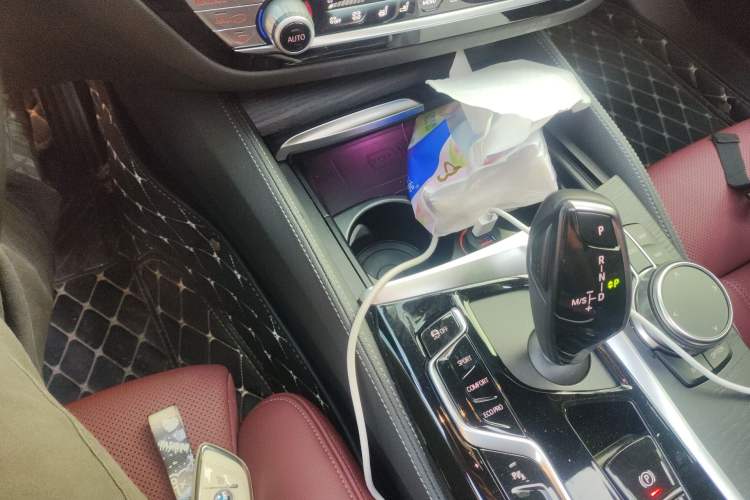 Used BMW 5 Series 2023 Restyled 530Li Luxury Edition M Sport Package