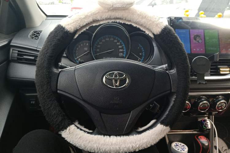 Used Toyota YARiS L Zhi Xuan 2016 Revised 1.5E CVT Charming Edition