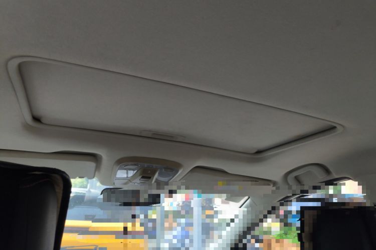 Used HYOSOW H3 2015 1.5L manual luxury version Headliner