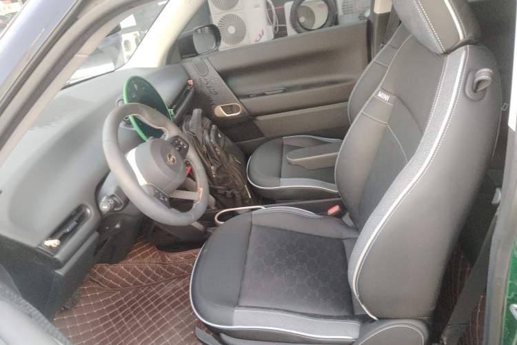 Used MINI Electric MINI COOPER 2024 456km COOPER E Classic Edition
