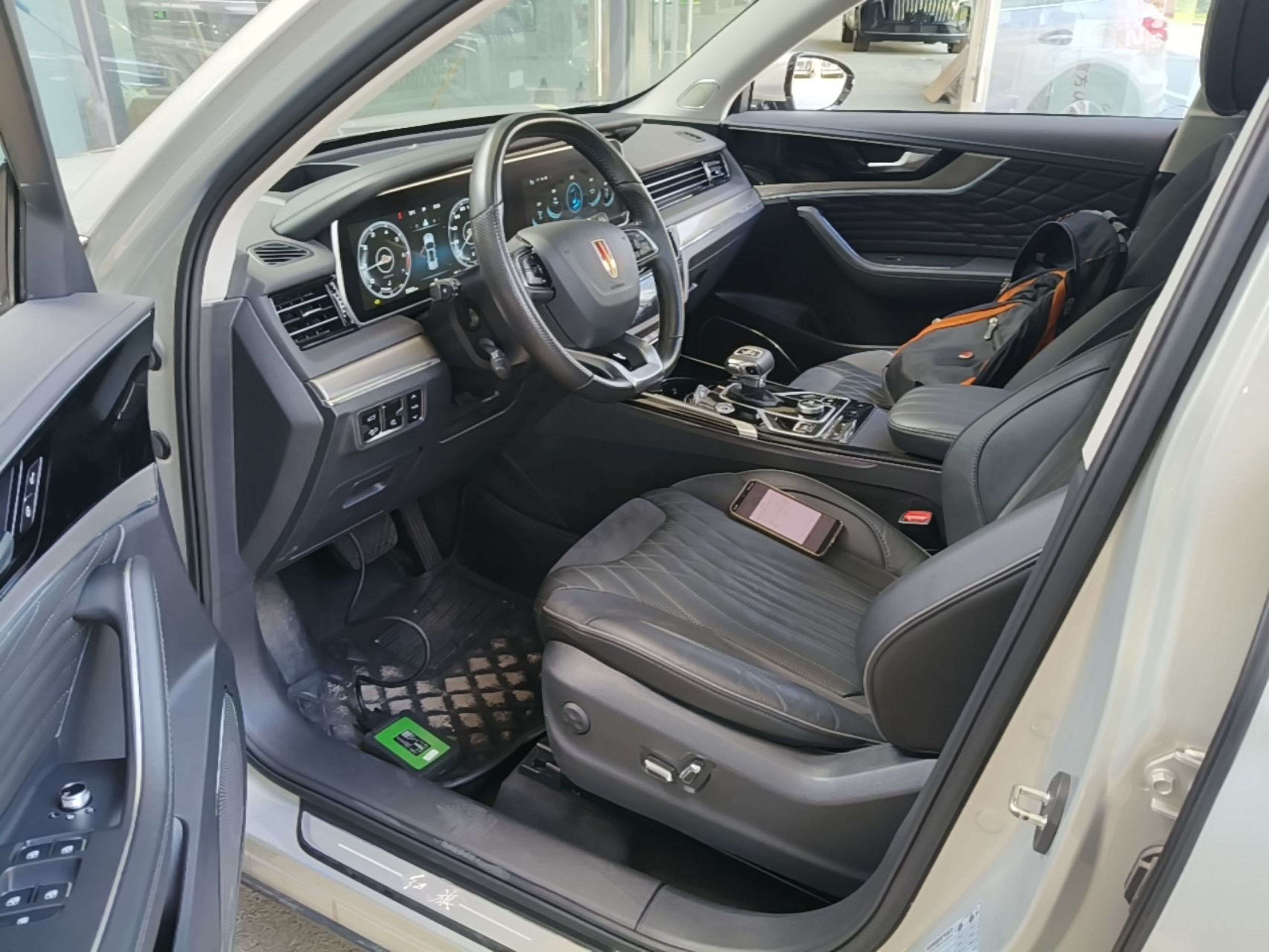 Interior delantero