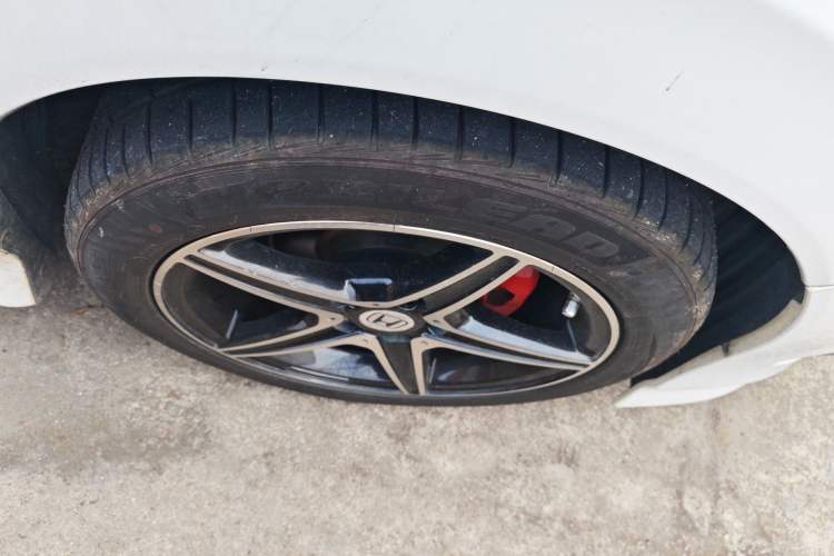 Used Honda Jade 2014 1.8L Automatic Comfort Elite Version 5 Seats
