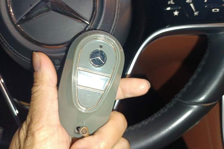 Used Mercedes-Benz S-Class 2022 S 400 L Luxury Model Vehicle Key