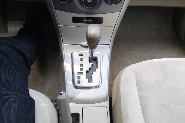 Used Toyota Corolla 2007 1.6L Automatic GL Gear Lever
