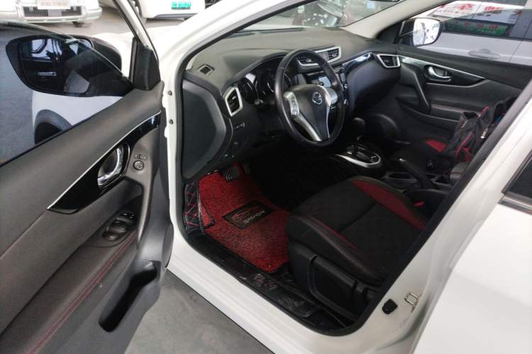 Used Nissan Qashqai 2017 2.0L CVT Smart Enjoyment Version China V Standard Driver Seat