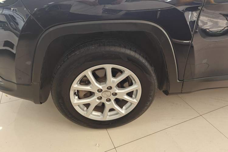 Used Jeep Cherokee 2016 2.4L Professional Smart Version