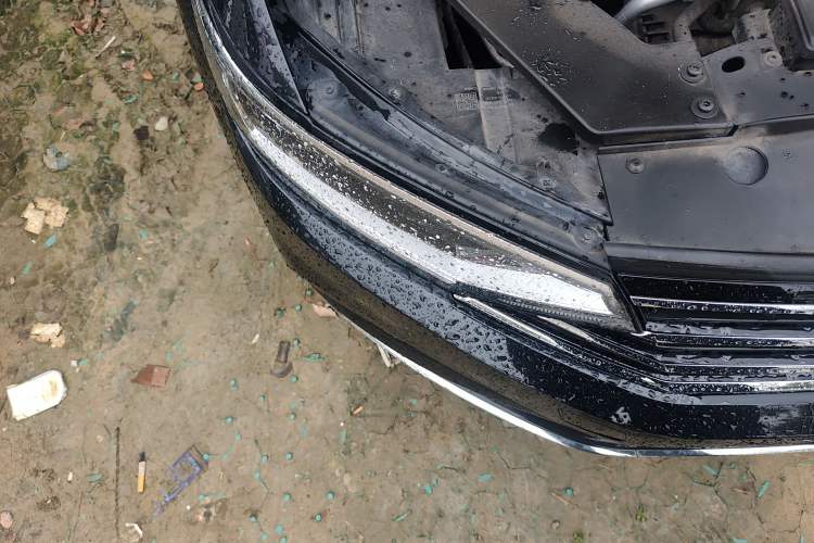 Used Volkswagen Magotan 2020 280TSI DSG Comfort Edition Right Front Headlight