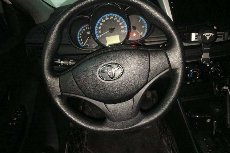 Used Toyota YARiS L Zhi Xuan 2016 Revised 1.5E CVT Charming Edition
