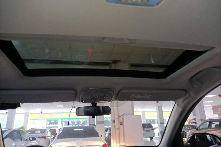 Used Haval H6 2016 Upgraded Model 1.5T Manual Two-Wheel Drive Urban Version
