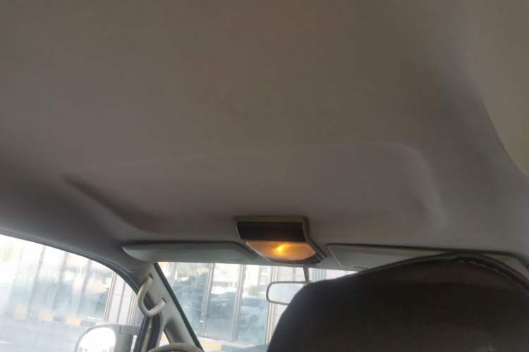 Used FORTHING Lingzhi 2015 M5 Q7 2.0L 7-seat Long-Wheelbase Comfort Model
