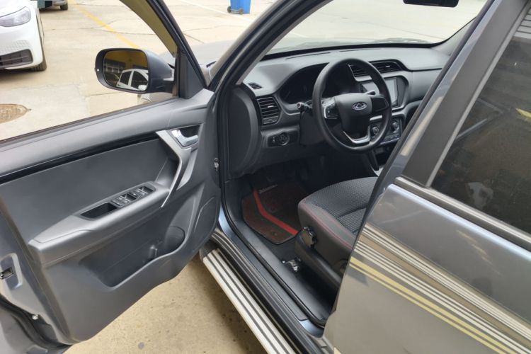 Used Chery Tiggo 3 2020 Million Global Edition 1.5L Manual Fashion Model
