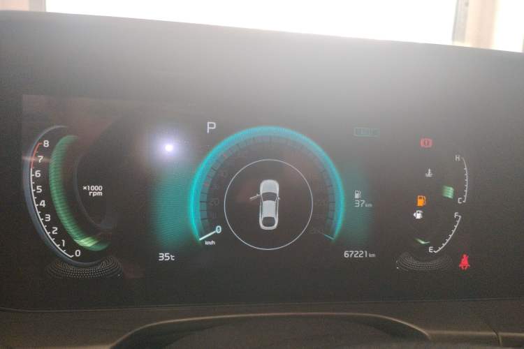 Used Kia K5 2020 270T CVVD Luxury Edition Instrument Cluster