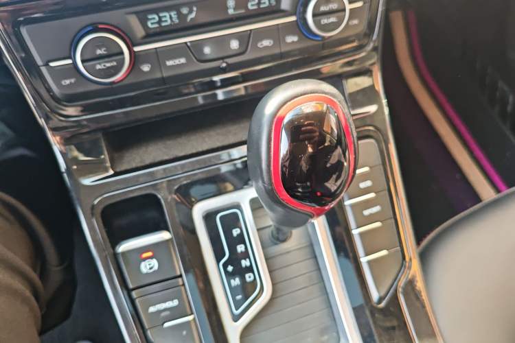 Used Geely Auto Emgrand GS 2020 1.4T CVT Ya Gear Lever