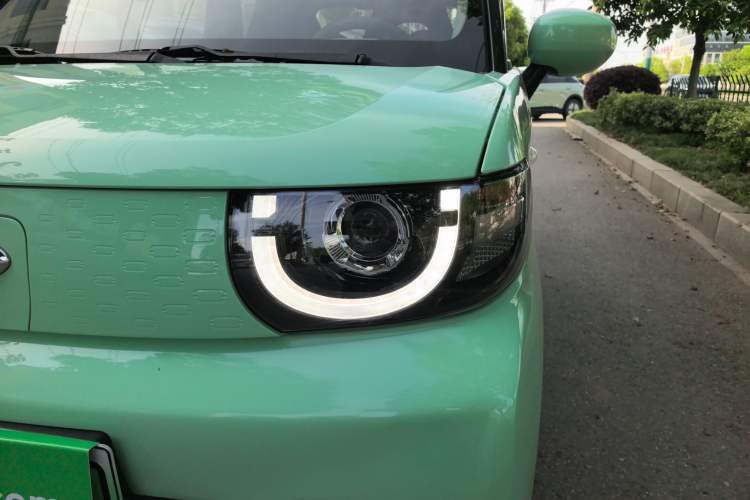 Used Chery QQ Ice Cream 2022 120km Conical Shape Lithium Iron Phosphate