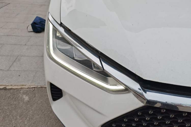 Used BYD e2 2019 Standard Range Model – Smart & Comfortable Version Right Front Headlight