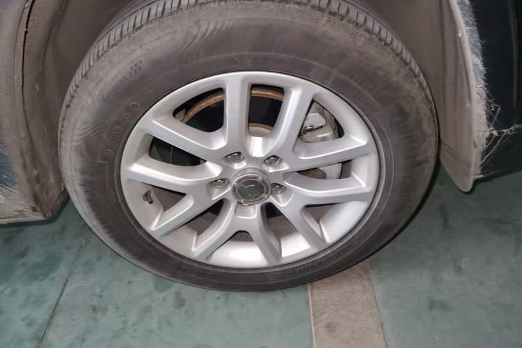 Used Jeep Commander 2018 2.0T Two-Wheel Drive Enjoyment Version China VI Emission Standard