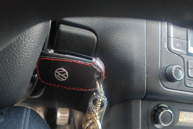 Used Volkswagen Polo 2012 1.6L Cross Polo Automatic Transmission