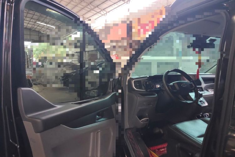 Used Ford Transit 2023 2.0T Gasoline Automatic Multi-Function Commercial Vehicle Mid-Drive Mid-Roof 5/6 Seats
